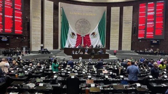 Cámara de Diputados acumula rezago de cinco mil 500 iniciativas sin desahogar