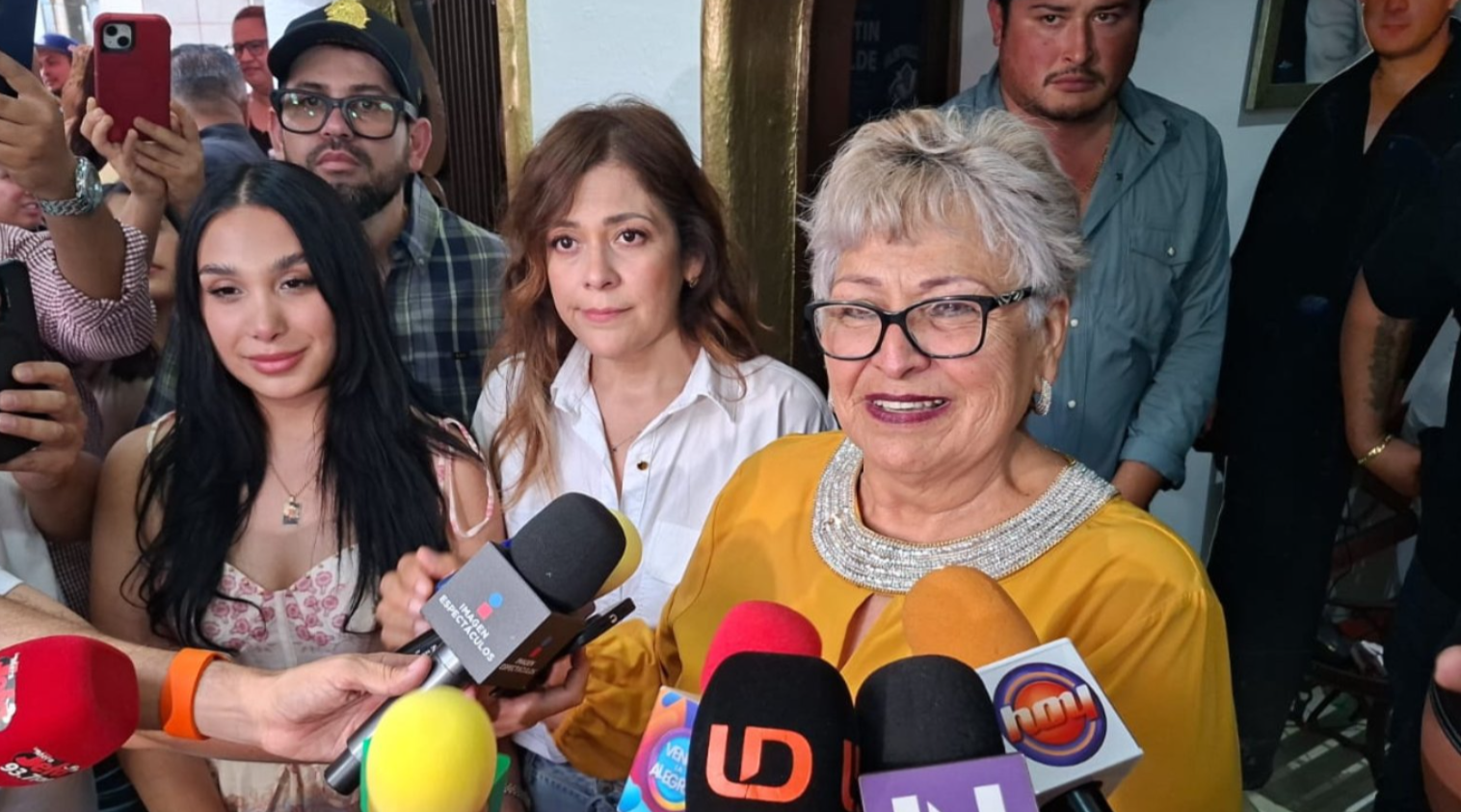 Madre de Valentín Elizalde revela grabaciones inéditas del "El Gallo de Oro".