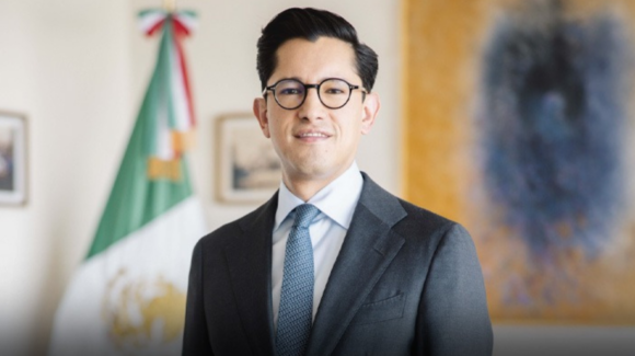 Canciller Roberto Velasco insta a embajadores a difundir logros del Gobierno de México