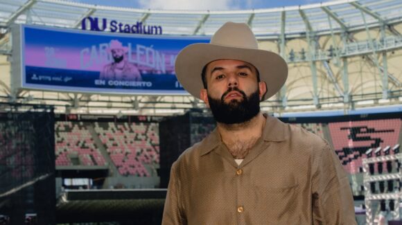 Carín León hace historia al inaugurar con un concierto el nuevo estadio del Inter Miami