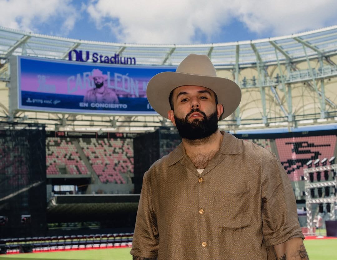 Carín León hace historia al inaugurar con un concierto el nuevo estadio del Inter Miami