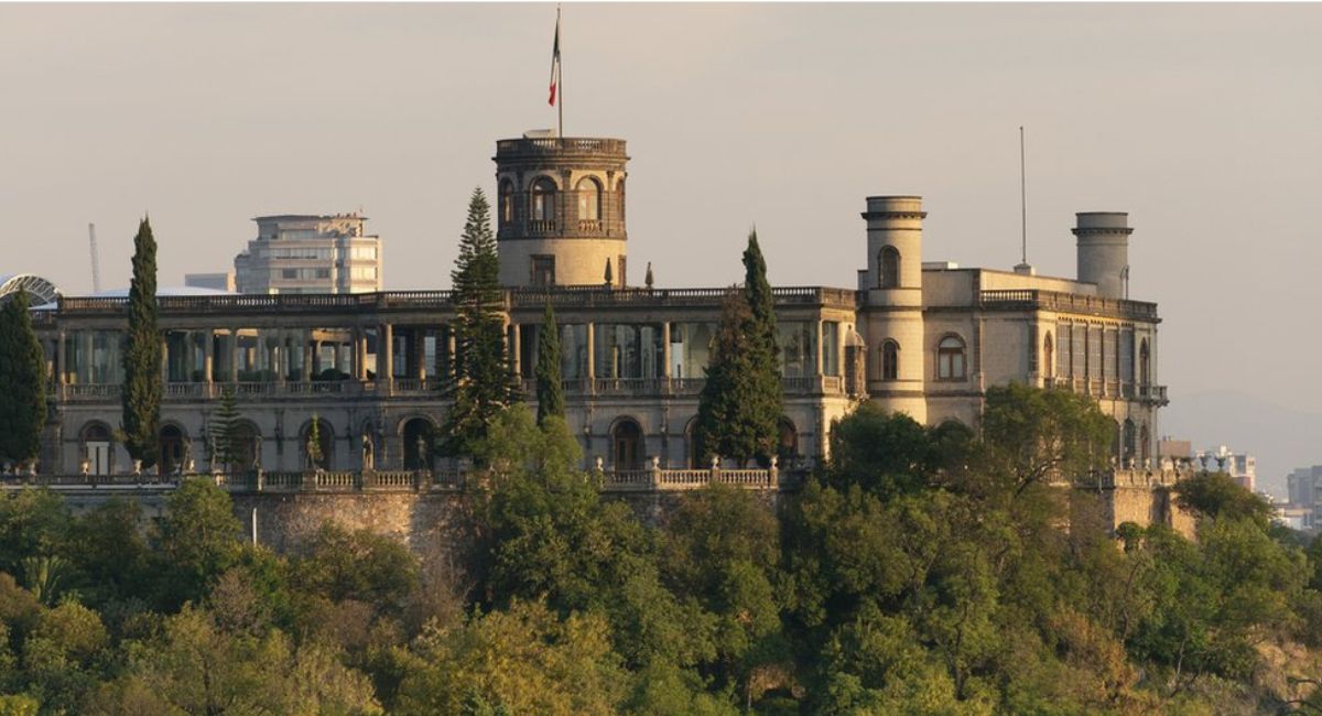 Claudia Curiel afirma que la renta del Castillo de Chapultepec no infringió la ley
