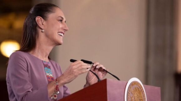 Claudia Sheinbaum califica de ‘grotesca’ la publicación sobre AMLO y Monsiváis