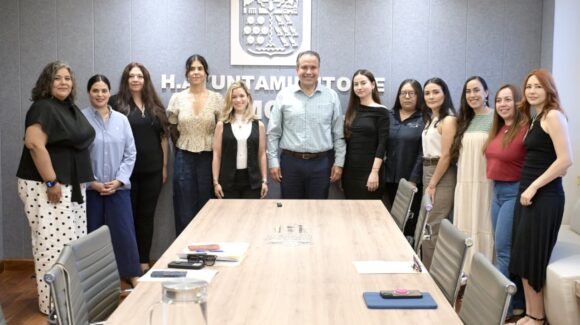 Con Creartística, ‘Toño’ Astiazarán impulsa talento femenino en desarrollo de proyectos artísticos