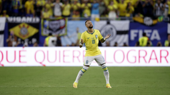 Fiesta Carioca; regreso de Neymar, doblete de Vinicius y Brasil golea a Escocia para sellar su boleto a 16vos