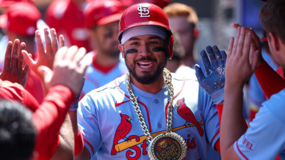 Iván Herrera se luce con dos cuadrangulares y los Cardinals igualan la serie ante Minnesota