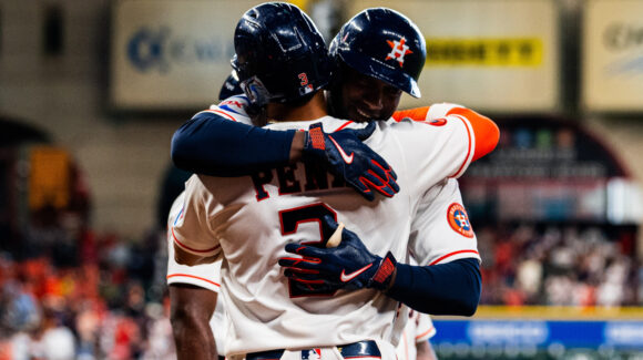 Yordan Álvarez sigue encendido; conecta Grand Slam y comanda la paliza de Houston sobre los Athletics