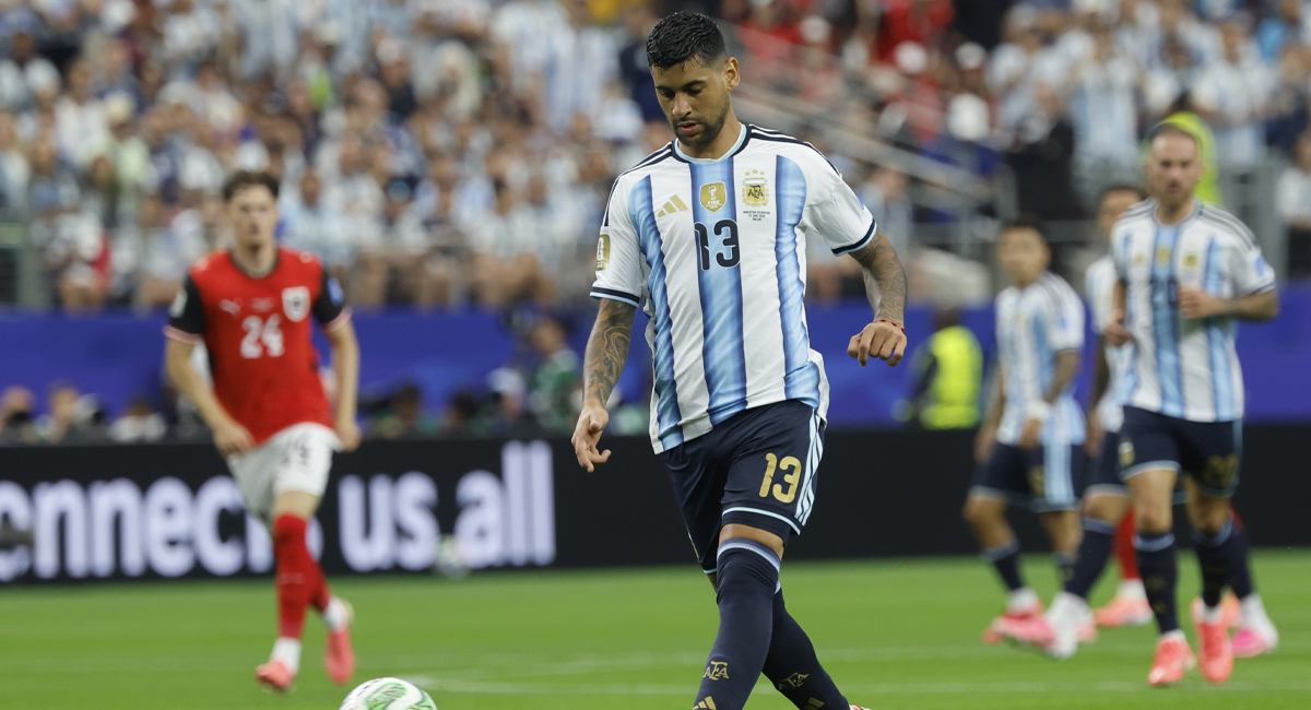 Cristian Romero se perderá el tercer duelo de Argentina en el Mundial 2026 tras sufrir una recaída de una lesión en la rodilla