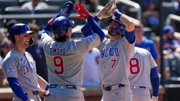 7 producidas de Swanson respaldan el trabajo de Assad y Chicago vence por paliza a los Mets