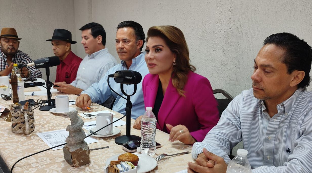 Dejará Lorenia Valles su cargo en el Senado el 21 de junio para buscar la gubernatura 