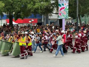 Con carros alegóricos, catrinas y alebrijes, así se vive el Gran Desfile Mundialista en CDMX