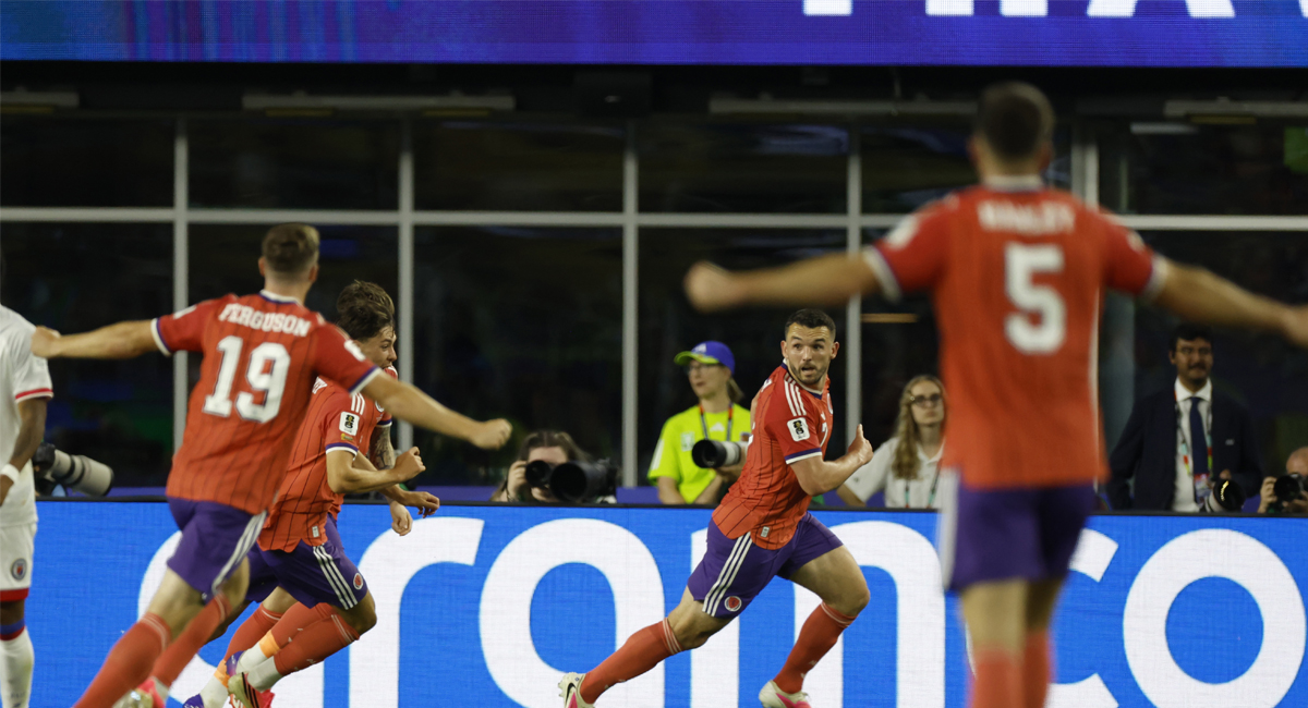 Después de 36 años, Escocia gana en el Mundial