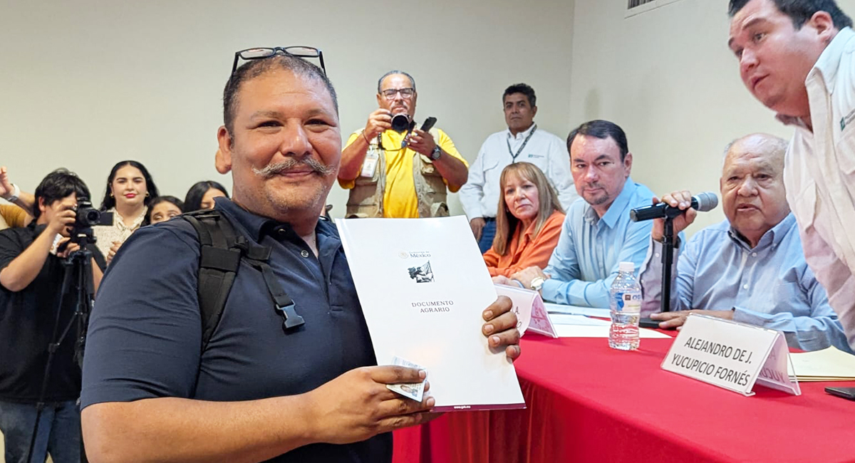 Entregan títulos de propiedad a ejidatarios de Cajeme, Bácum y San Ignacio Río Muerto
