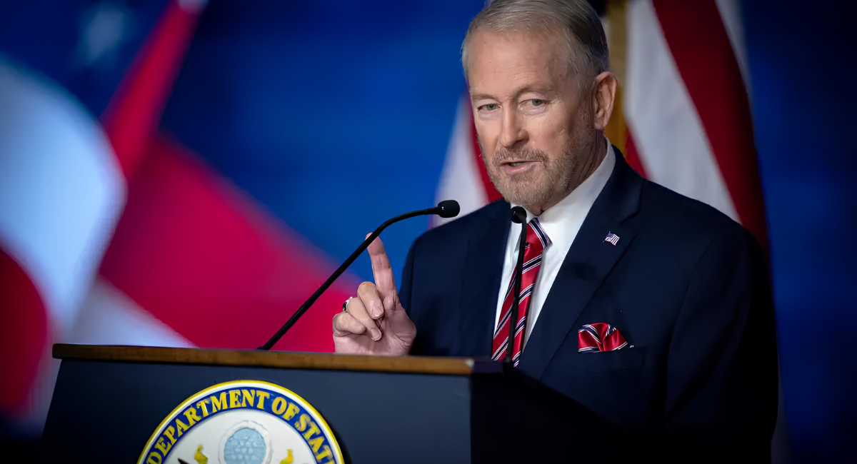 Embajador de Estados Unidos en México anuncia decomiso 43 mil cartuchos de munición en la frontera