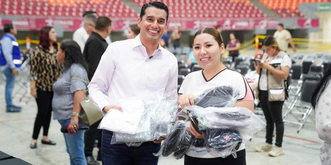 En junio entregarán los uniformes escolares gratuitos en Hermosillo