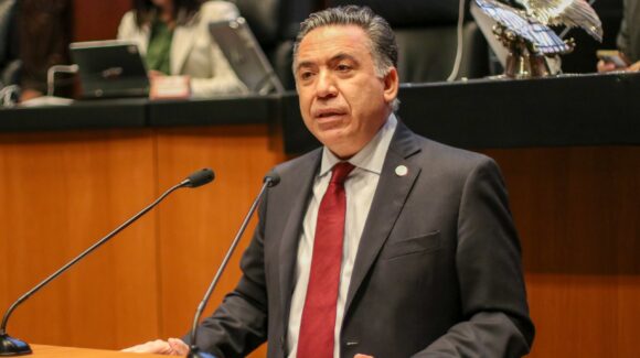 Enrique Inzunza seguirá como senador de Morena pese a acusaciones del Departamento de Justicia de EU