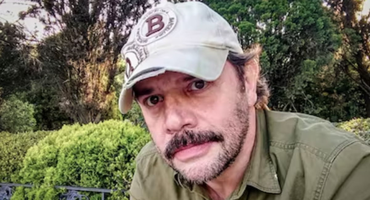 Ex de Héctor Parra confirma que el actor de Televisa tiene relación con compañero de celda