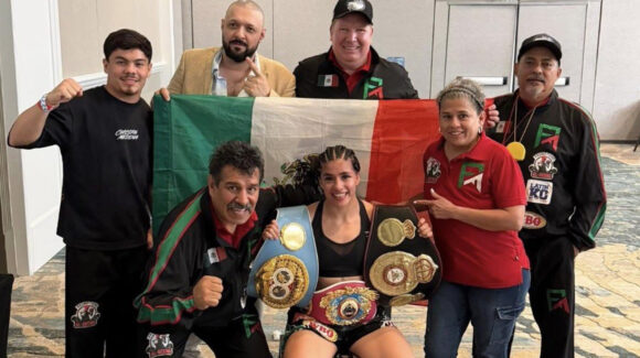 Estefanya Alegría le pasa por encima a la argentina Evelyn Bermúdez y es campeona mundial unificada