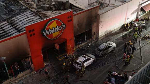 FGJE retira transformador de Waldo’s en Hermosillo; será sometido a nuevos peritajes por tragedia de 2025