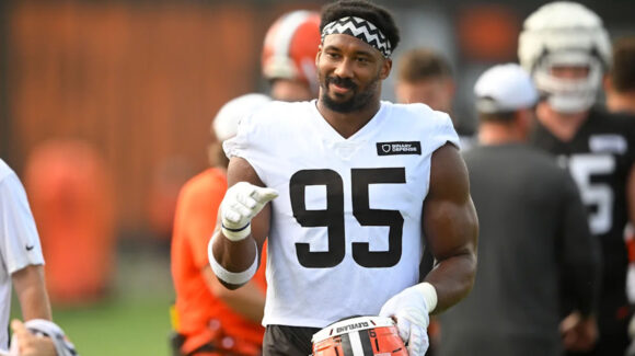 Rams adquieren a Myles Garret de los Browns y refuerzan su candidatura al título de la NFL