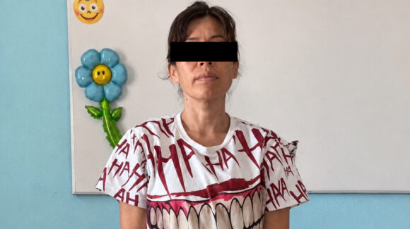 Fiscalía de Sonora detiene a mujer que agredió a su madre en Guaymas; la amenazó de muerte con navaja