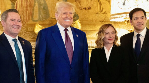 Giorgia Meloni desmiente a Donald Trump y afirma Italia “no le ruega a nadie” por FOTO; anuncian consecuencia política