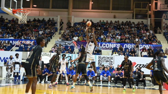 Los Halcones no pueden ante Frayles, que toman ventaja de 2-0 en la serie de semifinales