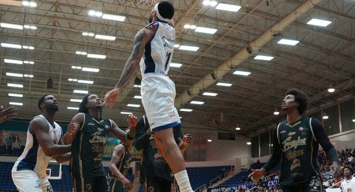 Frayles despluma a los Halcones y se lleva el primero de las semifinales en overtime