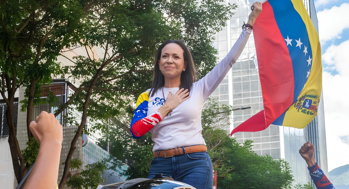 "Haré lo necesario": Machado busca entrar a Venezuela y ayudar a las víctimas del terremoto