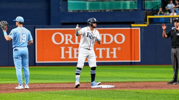 Aranda sigue encendido; el tijuanense produce y aporta en el triunfo de Tampa Bay sobre los Royals