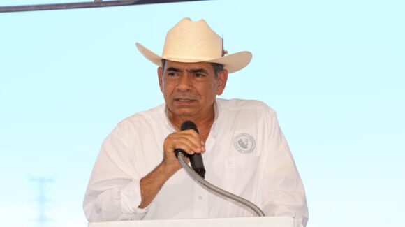 Juan Ochoa destaca innovación con construcción del nuevo Centro Integral Ganadero