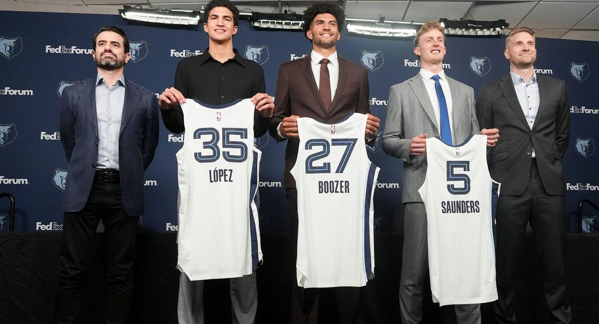 Karim fue presentado junto a los novatos de los Grizzlies