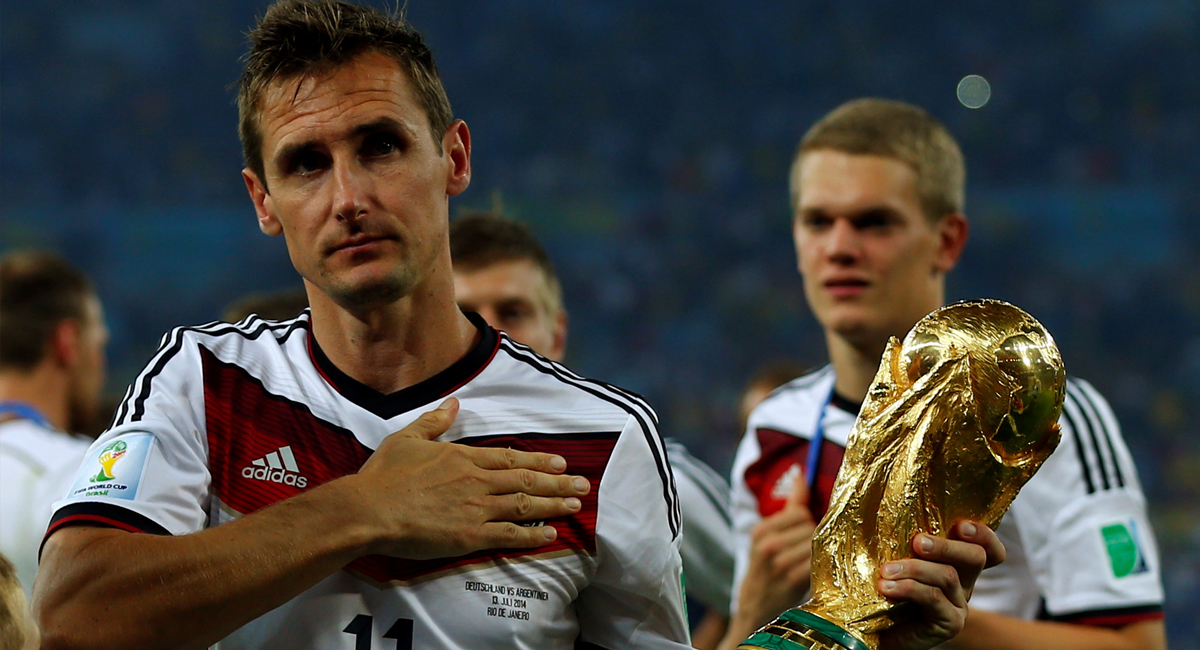 Miroslav Klose reconoce la carrera de Messi