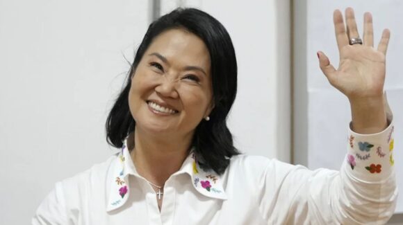 Keiko Fujimori confirma ventaja y se declara presidenta de Perú; el anuncio formal será el 3 de julio