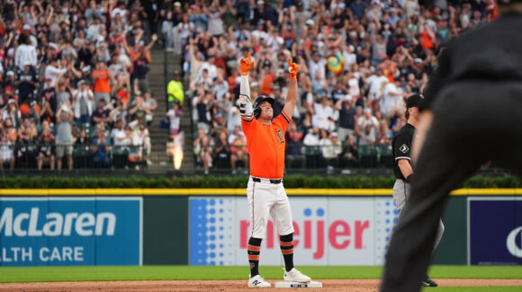 Kerry Carpenter se convierte en héroe para Detroit y los Tigers se adelantan en la serie ante Chicago