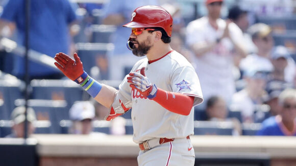 Kyle Schwarber alcanza los 30 cuadrangulares y lidera victoria de Philadelphia sobre Mets