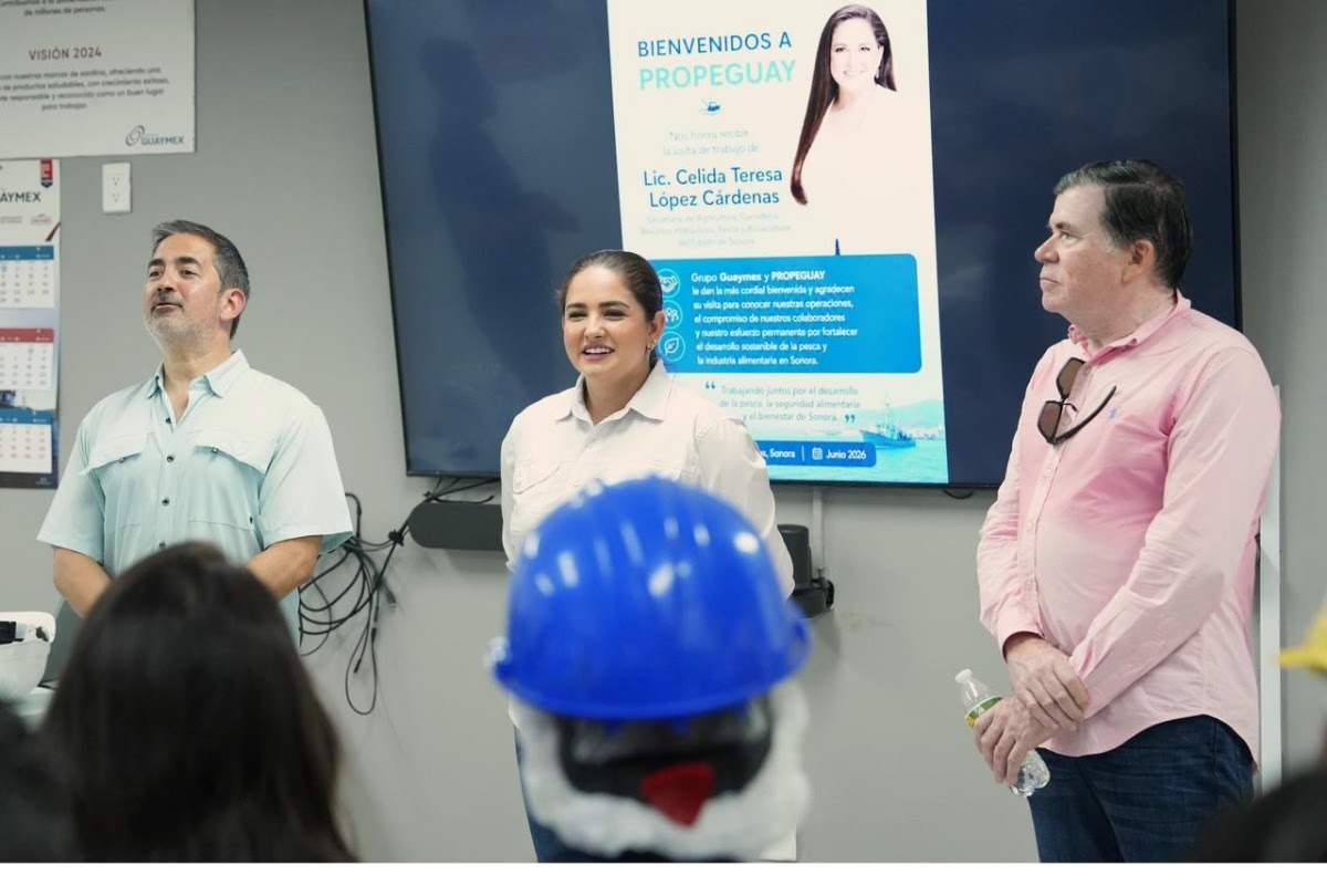 Célida López Cárdenas, durante una visita de trabajo a la planta procesadora Propeguay