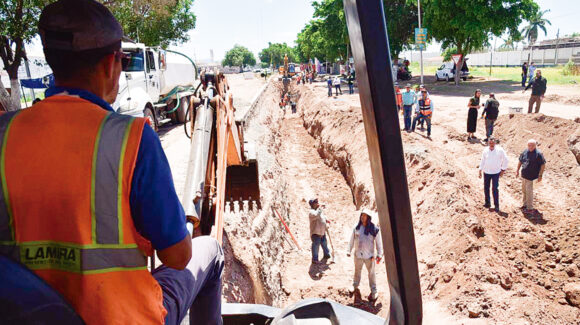 Supervisa Lamarque reconstrucción de colector que beneficiará a 50 mil habitantes