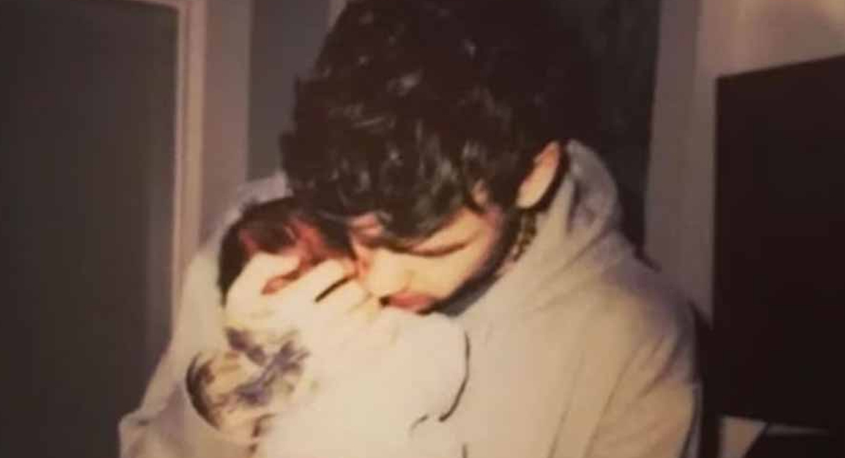 Liam Payne con su hijo Bear Payne tras su nacimiento