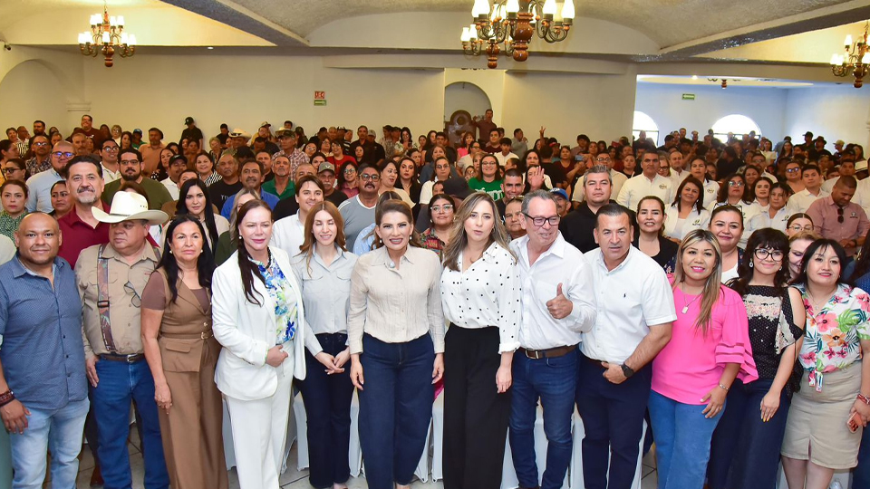 Lorenia Valles encabeza asamblea por la soberanía en San Luis Río Colorado
