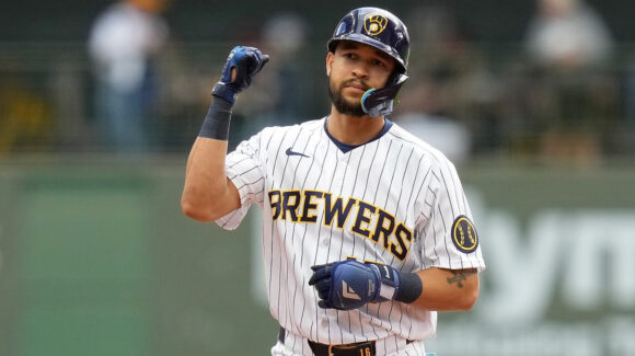 Brewers castiga a Cristopher Sánchez y Milwaukee asegura la serie ante los Phillies