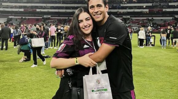 ¡Se lo dedicó a su esposa! Luis Romo le prometió que anotaría ante Corea y cumplió