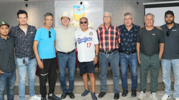 Vigilarán las obras en el ‘Ciclón Echeverría’, toman protesta a Comité Ciudadano