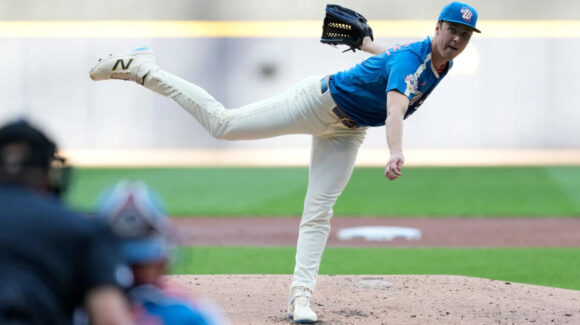 MLB: Con joya de un hit y 15 ponches de Misiorowski, Brewers blanquean a los Phillies