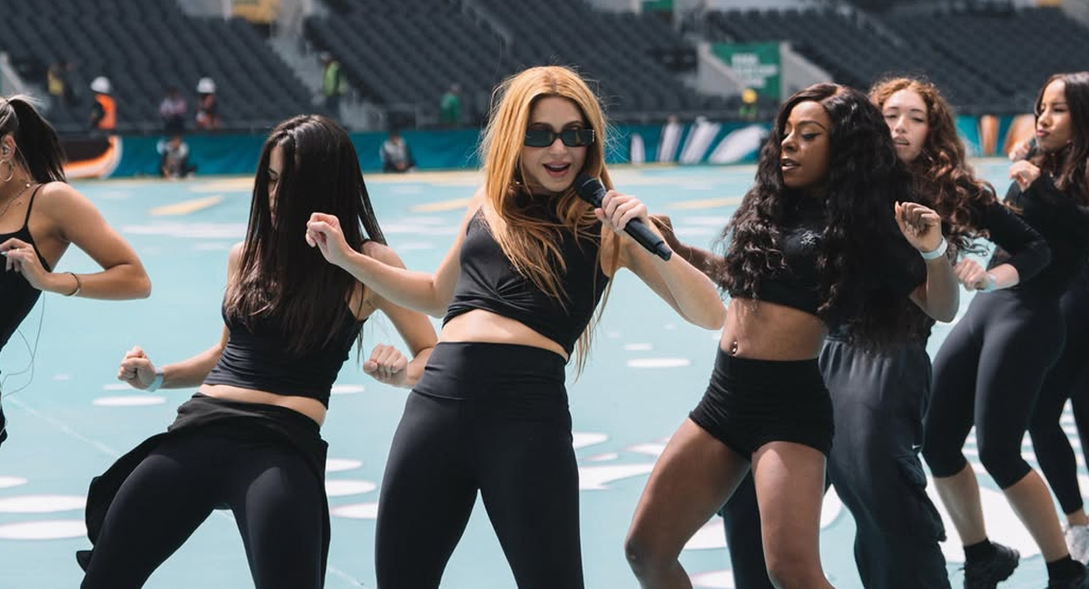 Estadio Azteca abre el Mundial 2026 con Shakira, Salma Hayek y Alejandro Fernández