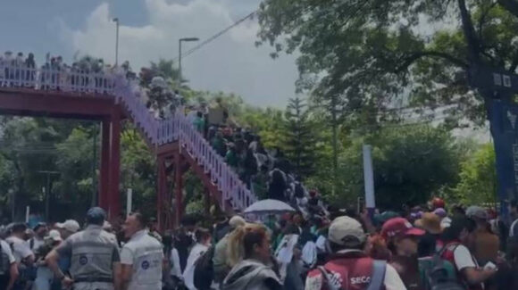 Policía de CDMX agrede a madres buscadoras en Calzada de Tlalpan durante manifestaciones