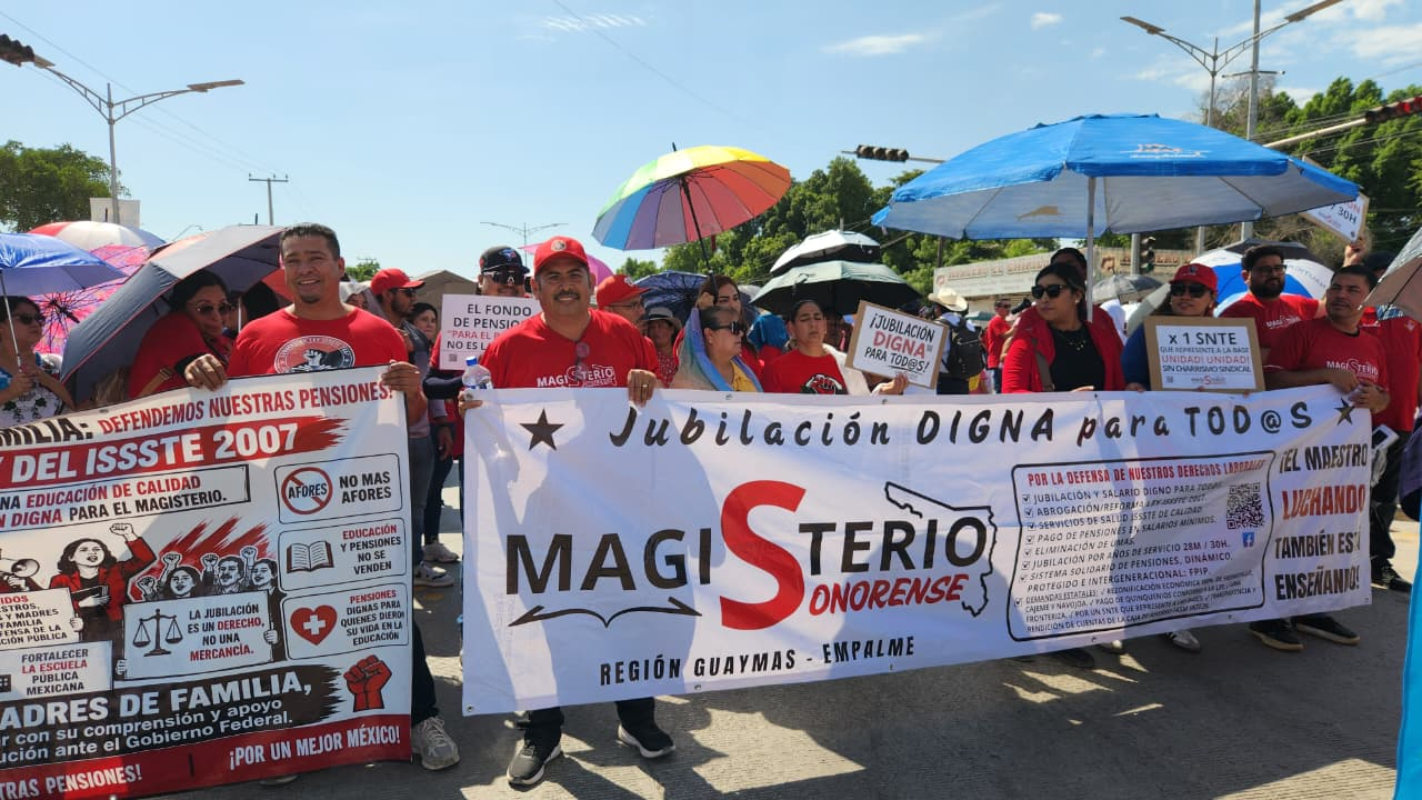 Maestros analizan endurecer protestas; contemplan liberar caseta de cobro en Guaymas