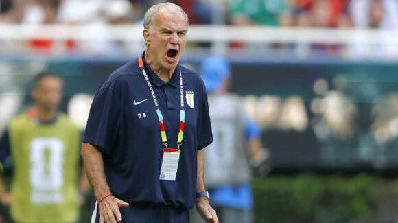 Marcelo Bielsa deja el banquillo de Uruguay tras el fracaso de la ‘Celeste’ en el Mundial 2026