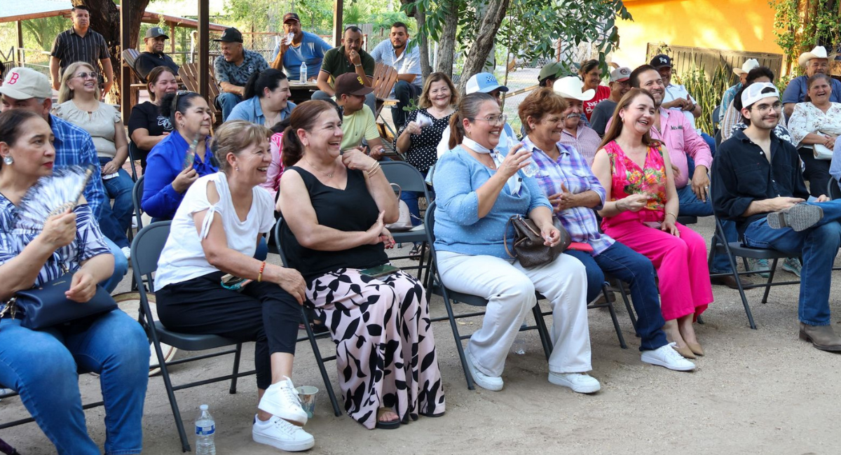 María Dolores del Río arranca diálogos en Ures para construir el presente que sigue en Sonora
