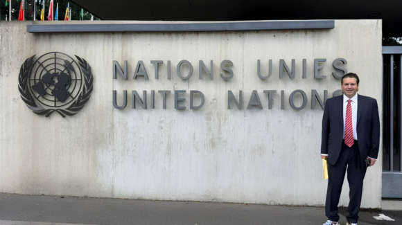 Mario Zamora presenta ante ONU y OMS iniciativa para legalizar el cultivo de amapola con fines médicos